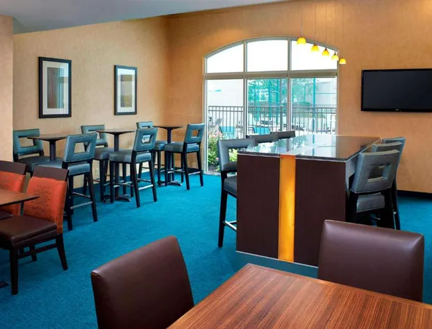 Sonesta ES Suites Detroit Warren hotel detail image 3