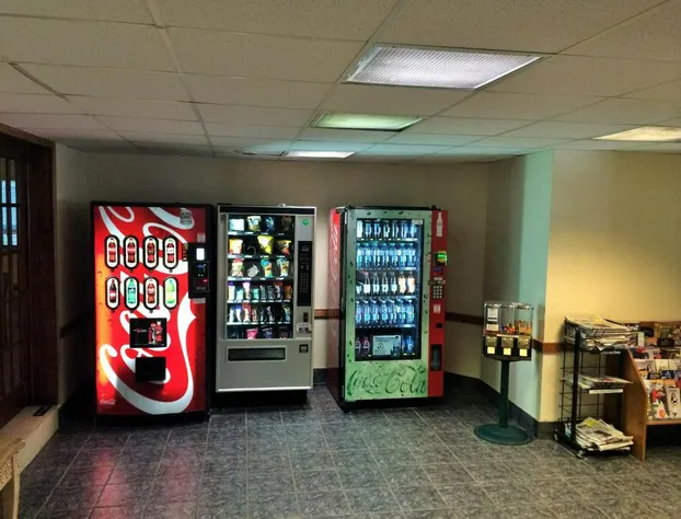 Days Inn & Suites by Wyndham Madison Heights MI hotel detail image 2