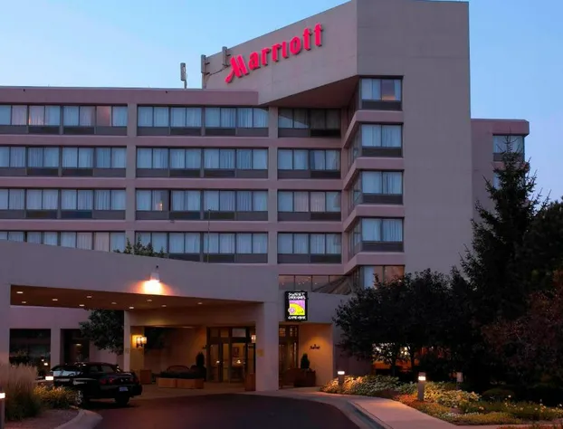 Detroit Marriott Livonia hotel detail image 1