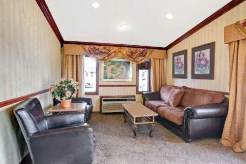 Knights Inn Madison Heights hotel detail image 1