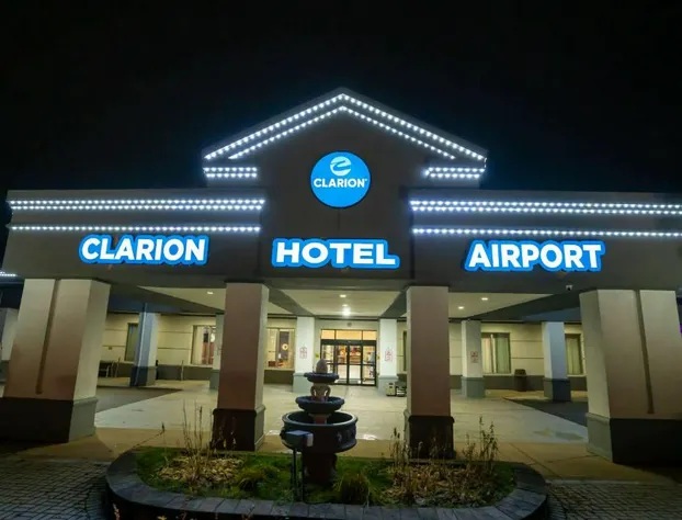 Clarion Hotel Detroit Metro Airport hotel detail image 2