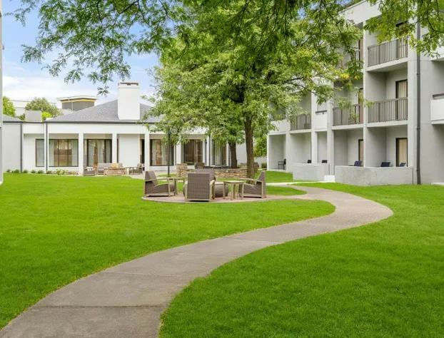 Courtyard by Marriott Detroit Metropolitan Airport Romulus hotel detail image 3