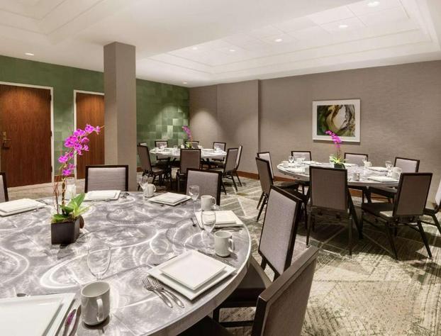 Embassy Suites by Hilton Tysons Corner hotel detail image 3