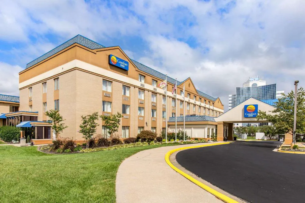 Comfort Inn College Park North hotel hero