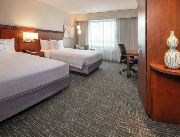 Courtyard by Marriott Dunn Loring Fairfax hotel detail image 4