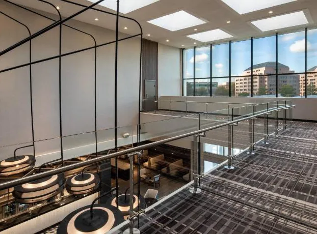 Tysons Corner Marriott hotel detail image 3