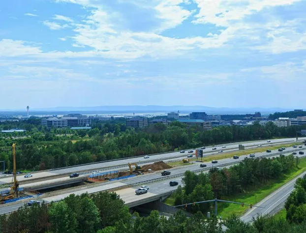 Washington Dulles Marriott Suites hotel detail image 4