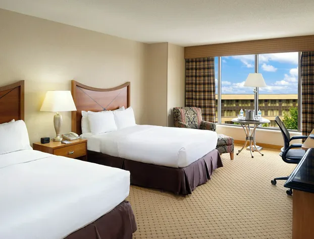 DoubleTree by Hilton Washington Dulles Airport hotel detail image 4