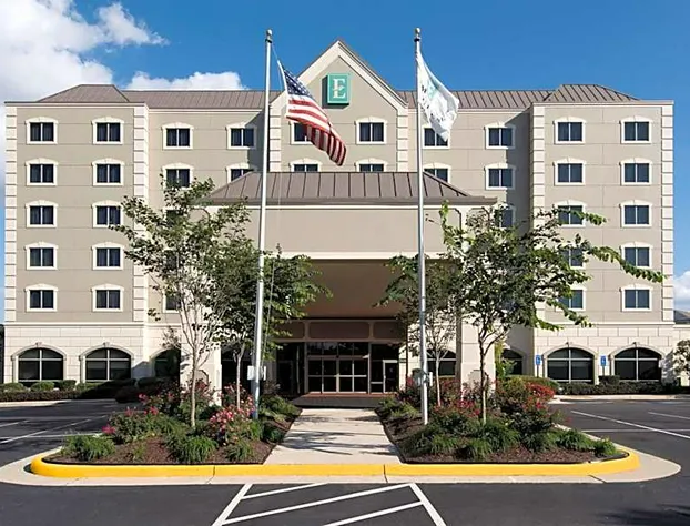 Embassy Suites by Hilton Dulles Airport hotel detail image 2