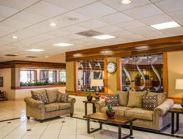 Quality Inn & Suites Pensacola Bayview hotel detail image 3