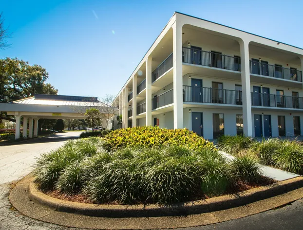 Sweet Dream Inn University Park hotel detail image 1