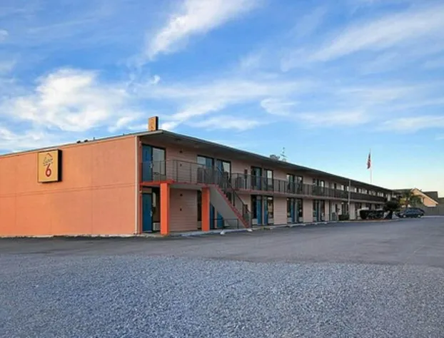 Super 6 Inn & Suites hotel detail image 1