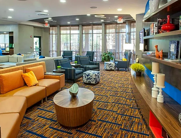 Courtyard Pensacola Downtown hotel detail image 4