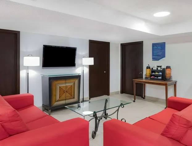 Days Inn by Wyndham Pensacola I-10 hotel detail image 3