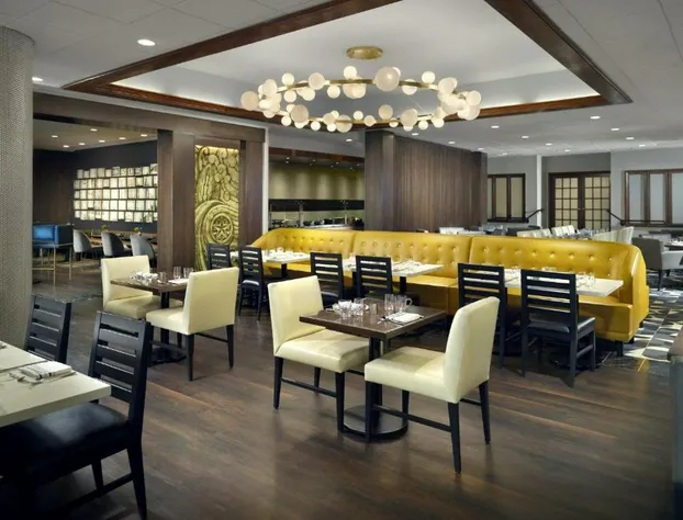 Omni Charlotte Hotel hotel detail image 3