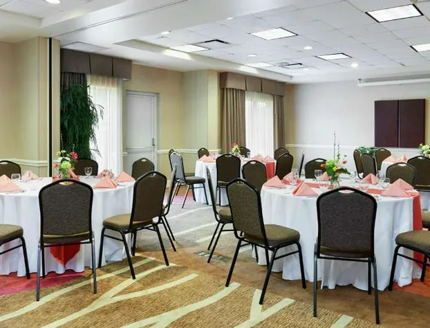 Hilton Garden Inn Charlotte North hotel detail image 3