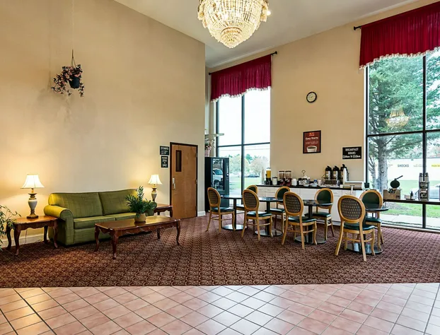 Econo Lodge Andrews Air Force Base hotel detail image 2