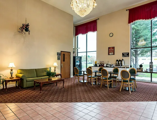 Econo Lodge Andrews Air Force Base hotel detail image 2