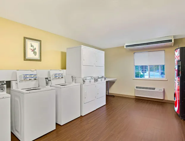 Mainstay Suites Charlotte - Executive Park hotel detail image 4