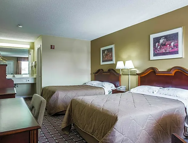 Rodeway Inn Concord hotel detail image 4