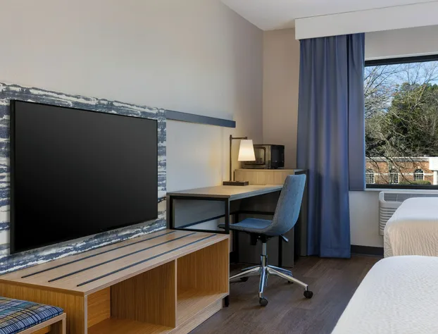 Lake Norman Inn and Suites hotel detail image 3