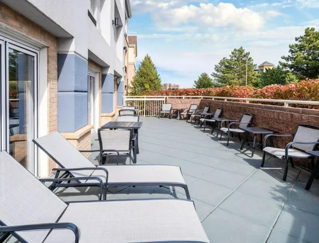 Fairfield Inn and Suites by Marriott Denver Aurora/ Medical Center hotel detail image 3