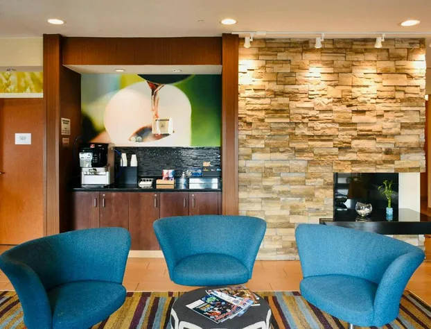 Comfort Inn & Suites Texas City I-45 hotel detail image 2