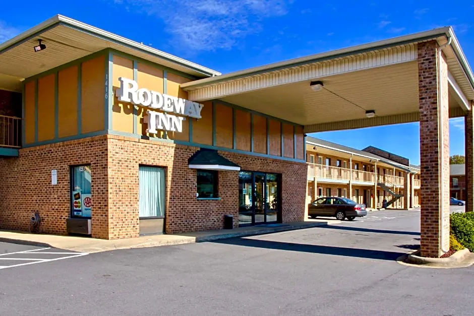 Rodeway Inn University Area hotel hero