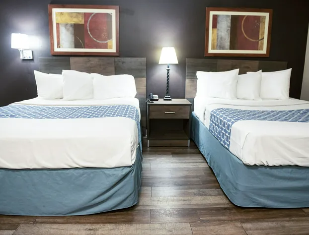 Suburban Studios hotel detail image 4