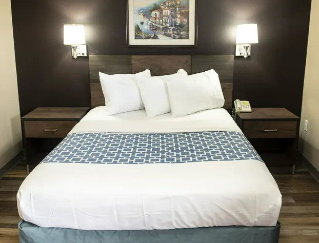 Suburban Studios Charlotte - Ballantyne hotel detail image 2