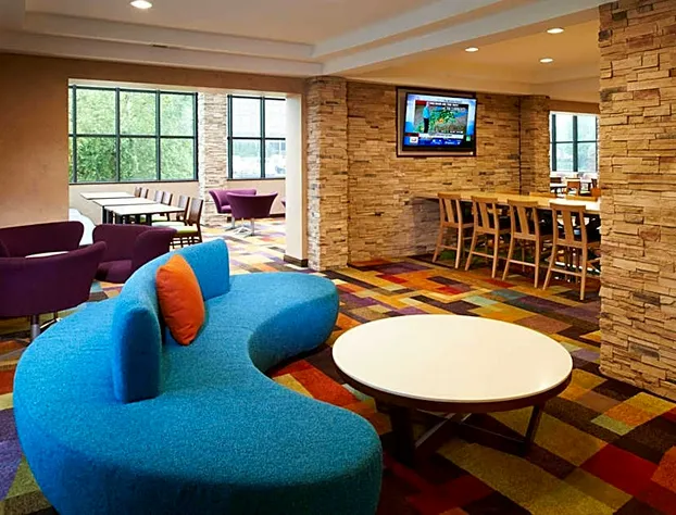 Fairfield Inn and Suites by Marriott Indianapolis East hotel detail image 2