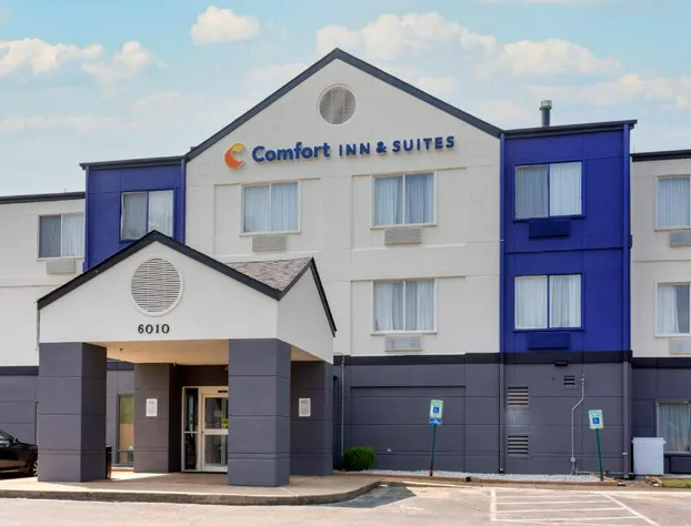 Comfort Inn & Suites Memphis East hotel detail image 2
