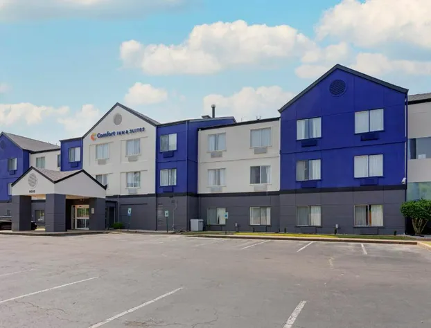 Comfort Inn & Suites Memphis East hotel detail image 3