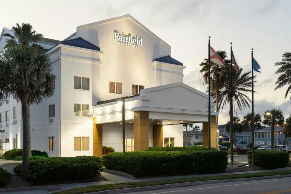 Fairfield Inn & Suites by Marriott Jacksonville Beach hotel hero