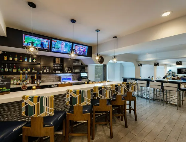 Four Points by Sheraton Charlotte - Lake Norman hotel detail image 3