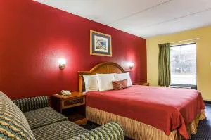 Rodeway Inn Charlotte North End hotel detail image 1