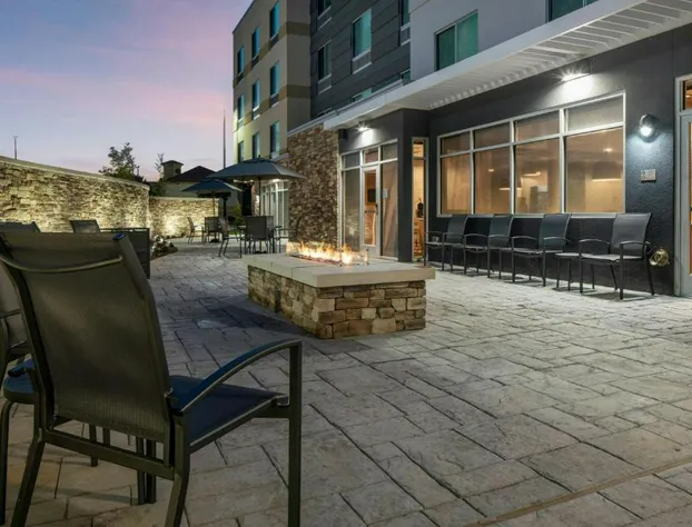 Fairfield Inn & Suites by Marriott Dallas DFW Airport North/ Irving hotel detail image 3