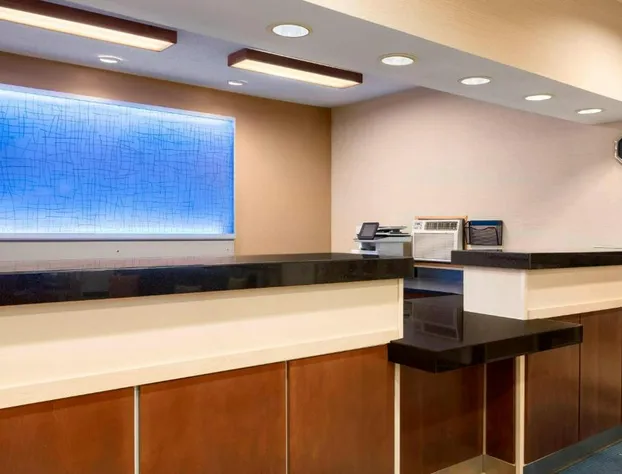 Fairfield Inn & Suites Minneapolis-St. Paul Airport hotel detail image 2