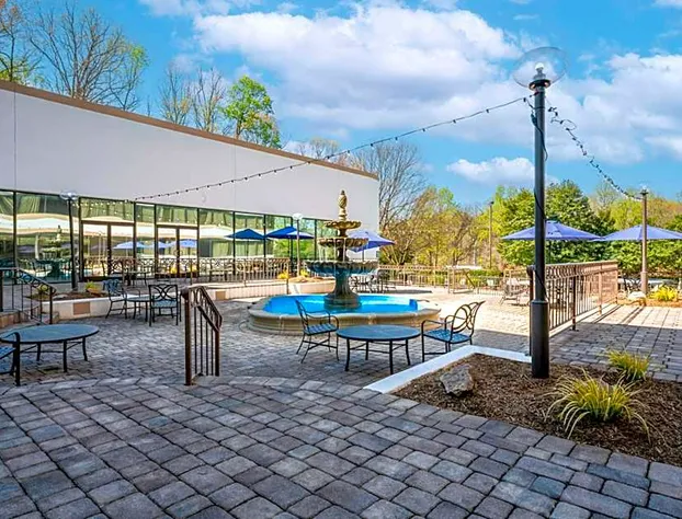 DoubleTree by Hilton South Charlotte Tyvola hotel detail image 1