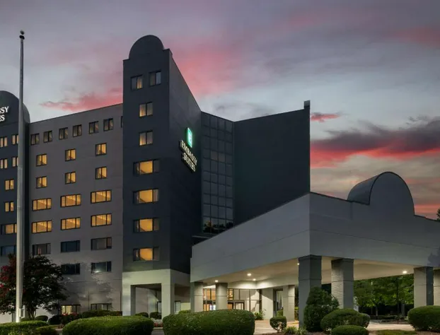 Embassy Suites Hotel Charlotte hotel detail image 1