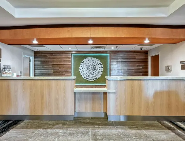 Fairfield Inn & Suites by Marriott Woodbridge hotel detail image 2