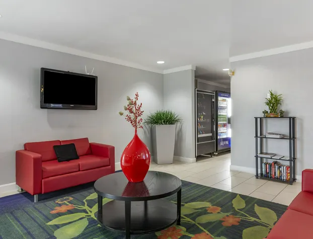 Quality Inn Fayetteville near Fort Bragg hotel detail image 2