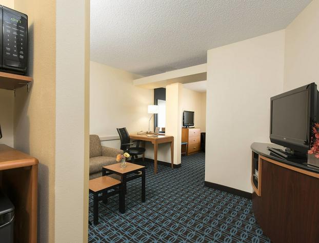 Fairfield Inn & Suites by Marriott Bloomington hotel detail image 3
