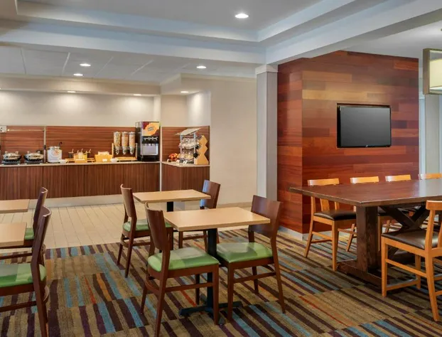 Fairfield Inn & Suites by Marriott Dover hotel detail image 4