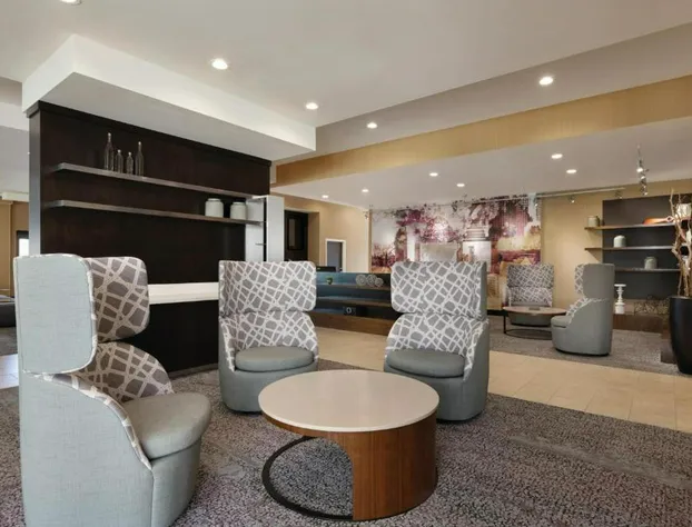 Courtyard by Marriott Charlotte Airport North hotel detail image 3