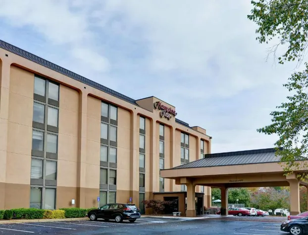 Hampton Inn Charlotte-Gastonia hotel detail image 3