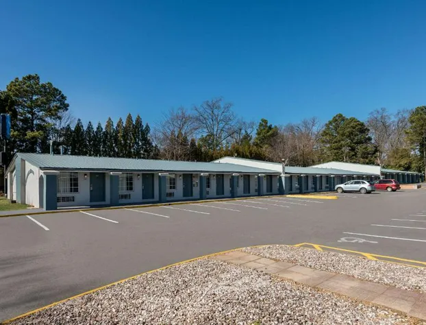 Rodeway Inn Charlotte Airport Area hotel detail image 1