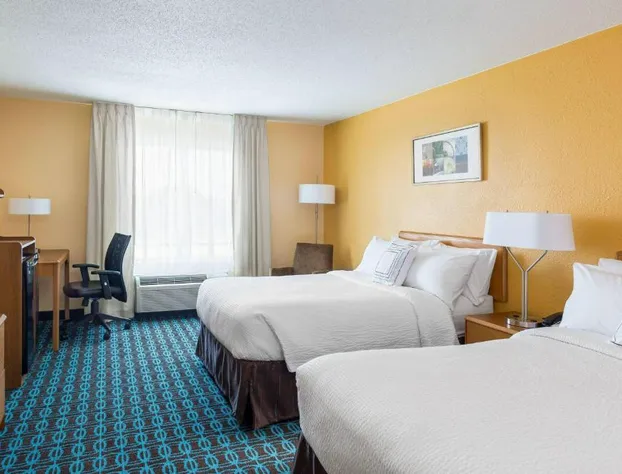 Fairfield Inn and Suites by Marriott Valparaiso hotel detail image 1