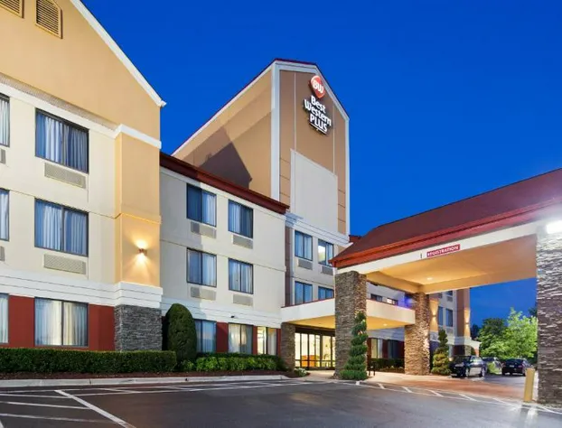 Best Western Plus Huntersville Inn & Suites Near Lake Norman hotel detail image 2