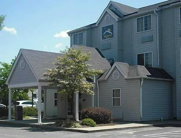 Motel 6 Charlotte, NC - University hotel detail image 3